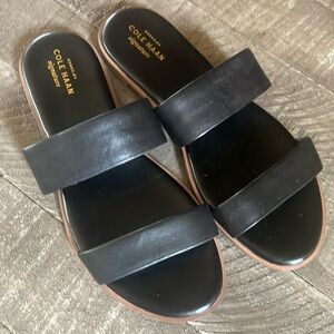 Black Cole Haan Signature sandals!